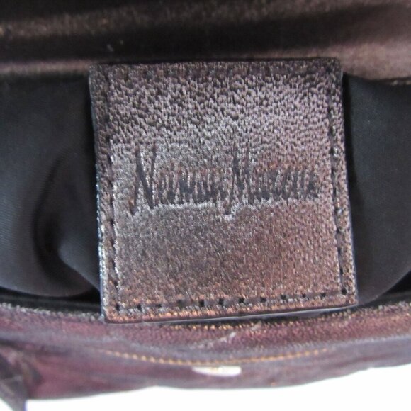 Neiman Marcus Metallic Quilted Crossbody Purse Gold Chain Formal - Picture 5 of 6